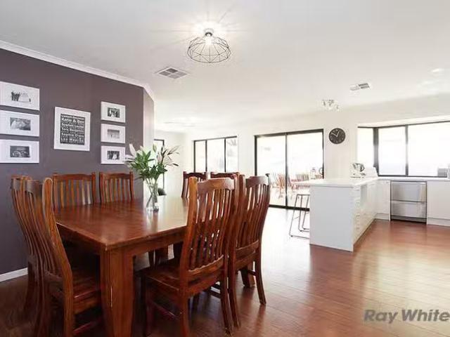Cozy 10 Tamblyn Street, Clare, SA 5453