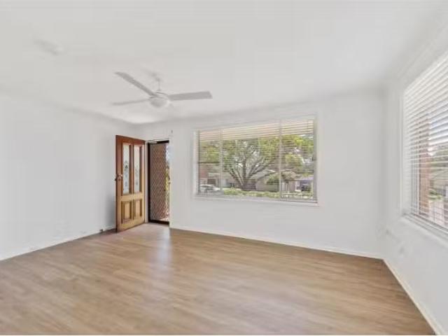 New 10 The Tiller, Port Macquarie House for rent Listed by He.