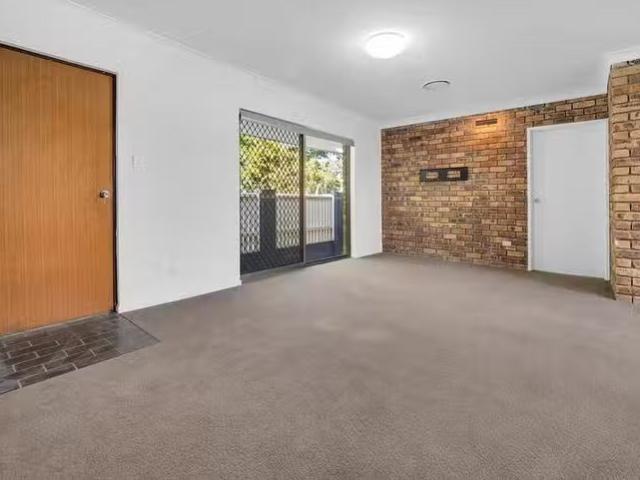 Nice 1/14 Armadale Street, St Lucia, QLD 4067