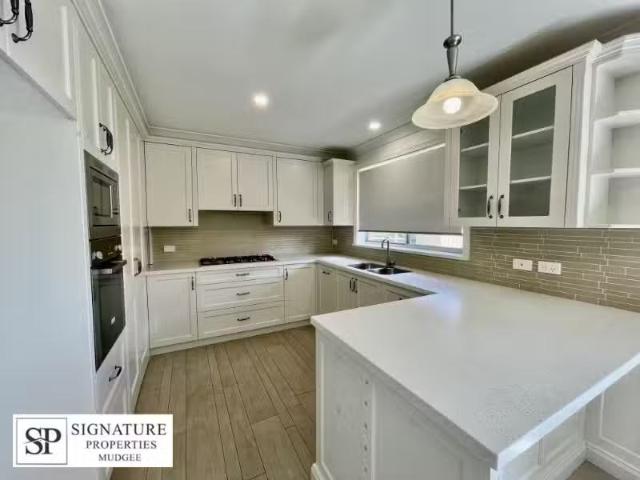 Deal! 114 Lyons Lane, Mudgee House for rent Listed by Edwina.