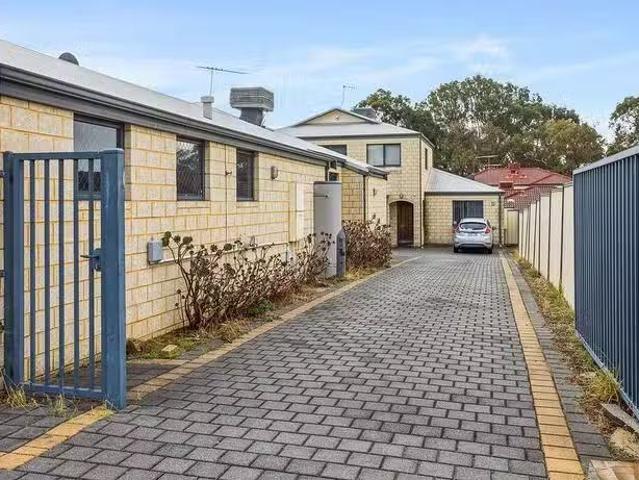 Cozy 1/14B Mckay Street, Bentley, WA 6102