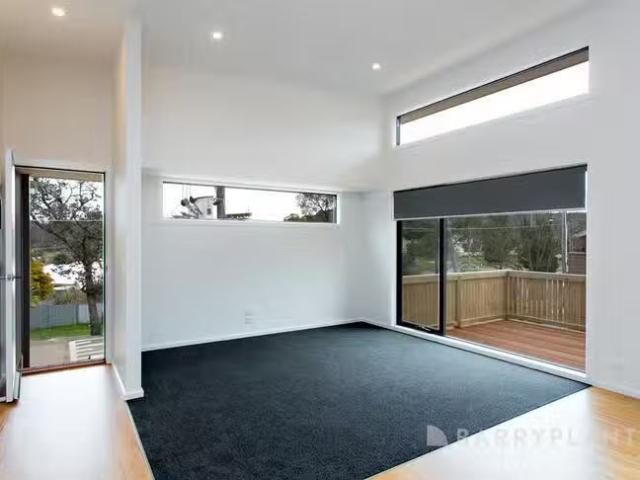 New 1/150 Ryan Street, Brown Hill, VIC 3350