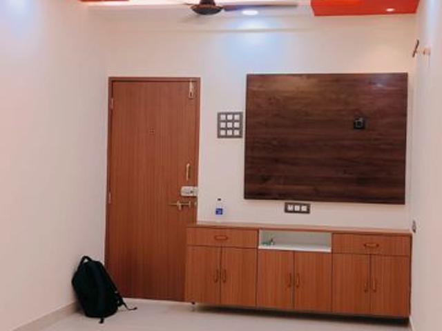 Rental | 1150 Sq.Ft. Apartment in Nilkanth Apartment Naupada