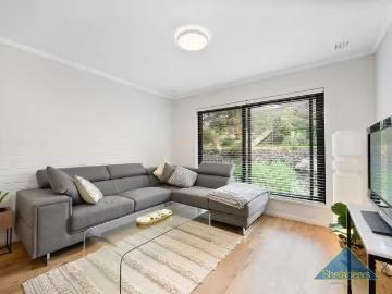 Just in! 1/152 Calais Road, Wembley Downs, WA 6019