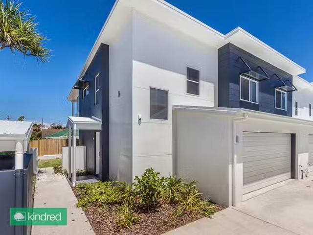 Nice 1/15 Landsborough Avenue, Scarborough, QLD 4020