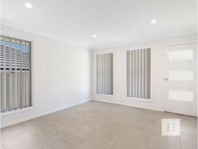Cozy 1/16 Fairwater Dr, Gwandalan Apartment for rent Listed b.