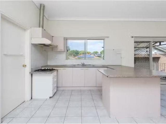 Charming 116 Wellbank Street, Concord House for rent Listed b.