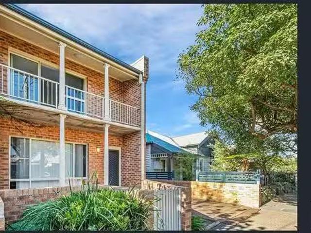 Deal! 1/173 Dawson Street, Cooks Hill, NSW 2300