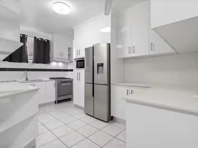 Deal! 1/189 Sheridan Street, Cairns North, QLD 4870