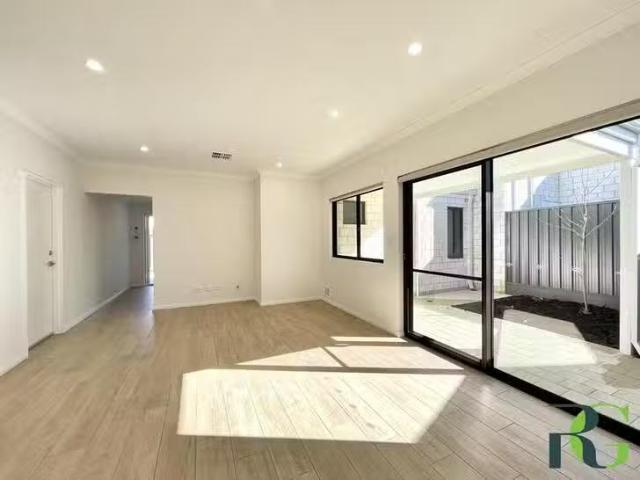 New 118B Leach Highway, Melville, WA 6156
