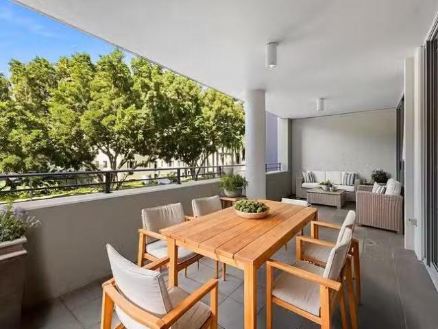 Deal! 1106/172 Grey Street, South Brisbane, QLD 4101