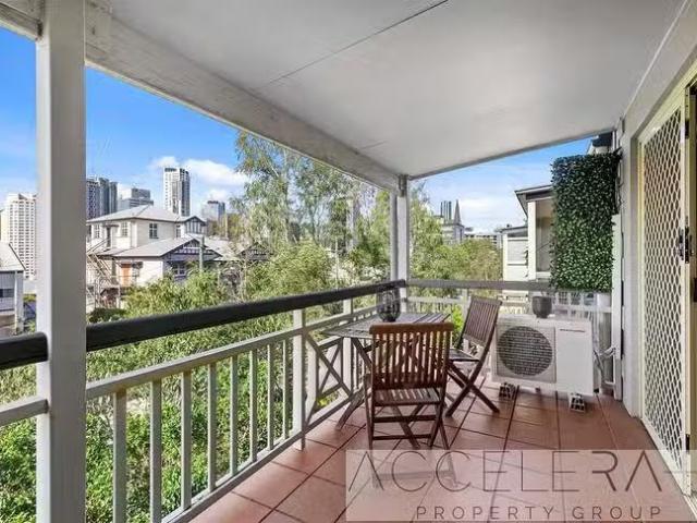 Cozy 11/142 Saint Pauls Terrace, Spring Hill, QLD 4000