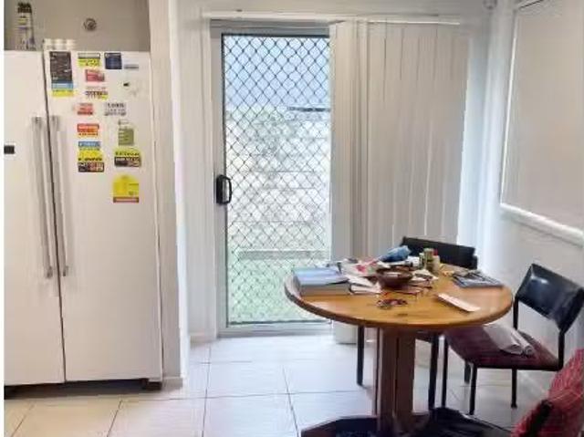 Cheap 111b Holden Drive, Oran Park House for rent Listed by C.