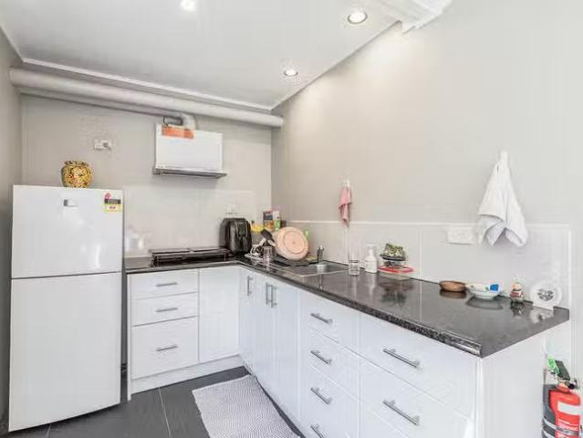 New 11/25 Park Road West, Dutton Park, QLD 4102