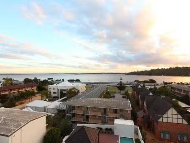 Charming 11/31 Mill Point Road, South Perth, WA 6151