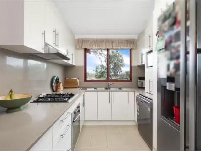 Just in! 11/351 President Avenue, Gymea Apartment for rent Li.