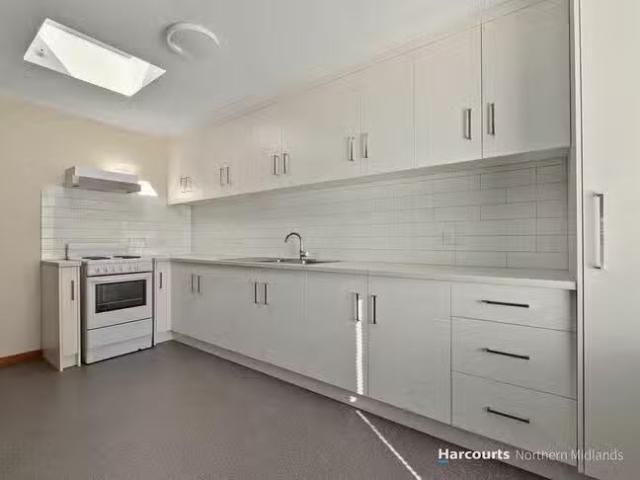 For Rent! 1/13 William Street, Campbell Town, TAS 7210