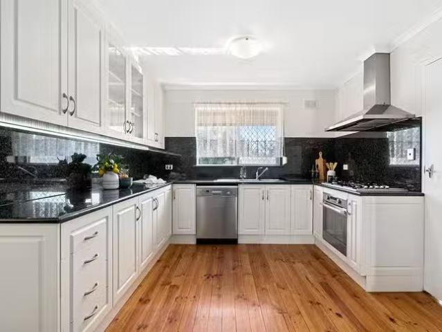 Deal! 11 Amy Street, West Croydon, SA 5008