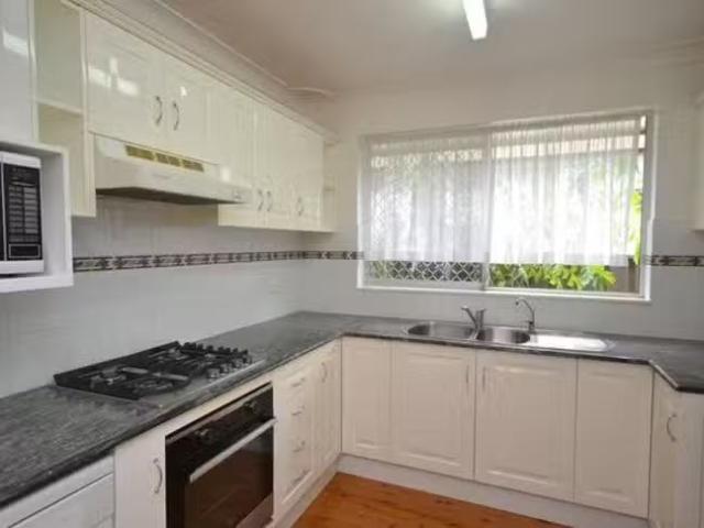 Rental! 11 Breeze Street, Umina Beach, NSW 2257