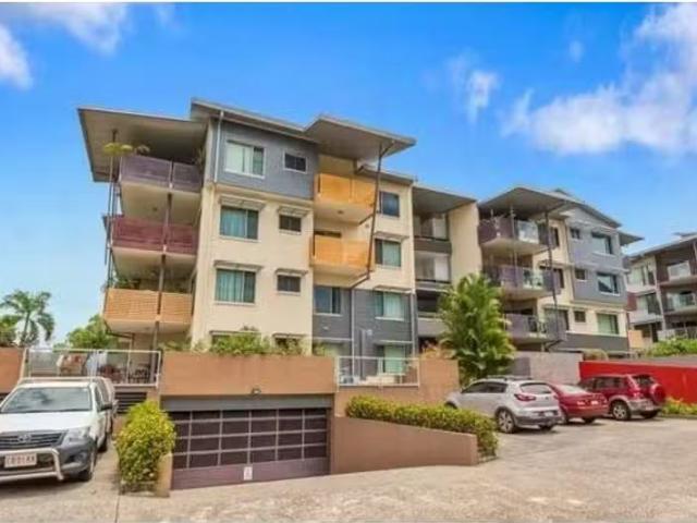 Charming 1/1 Michie Court, Bayview Apartment for rent Listed.