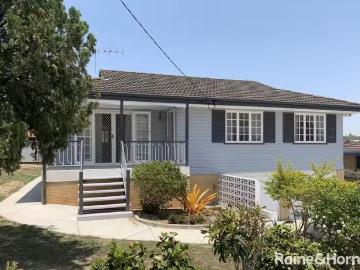 For Rent! 11 Mirang Street, Mansfield QLD 4122