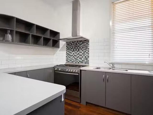 Rental! 125 Lewis Street, Lamington, WA 6430