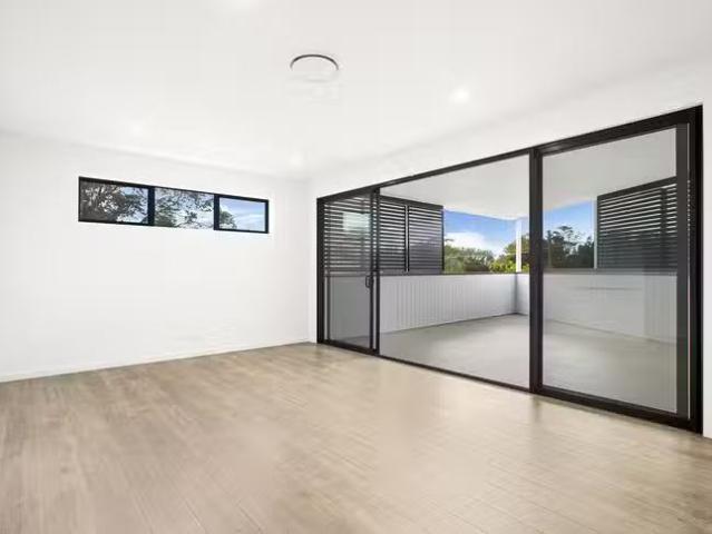Cheap 1/27 Wooroo Street, Albion Park Rail, NSW 2527