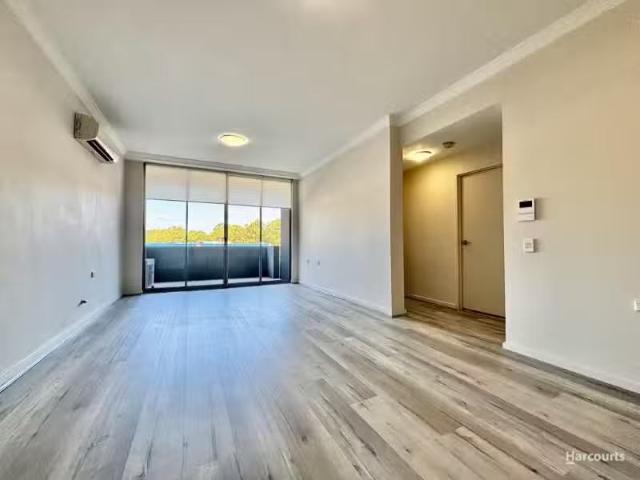 Unique 129/3 17 Queen Street, Campbelltown Apartment for rent.