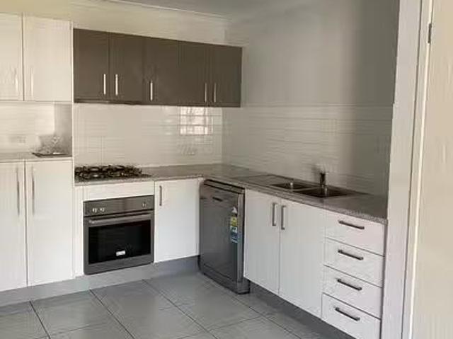 Deal! 1/29B Swallow Street, Griffin, QLD 4503