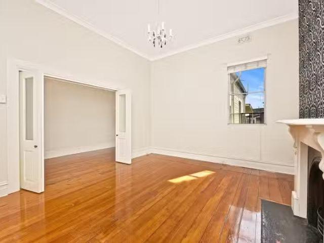Nice 1/209 Enmore Road, Enmore NSW 2042