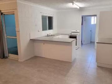 Deal! 1/20 Carr Street, Hermit Park, QLD 4812