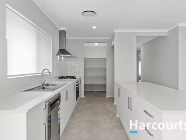 Just in! 120 Jeremiah Drive, Cooranbong, NSW 2265 House for.