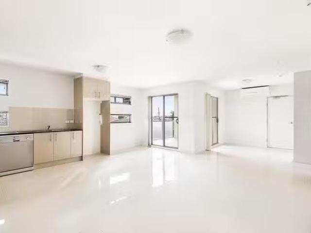 Cheap 12/16 Noble Street, Noble Park, VIC 3174