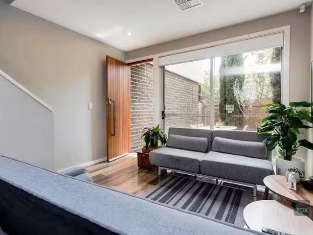 Deal! 12 Cappers Drive, Brompton, SA 5007