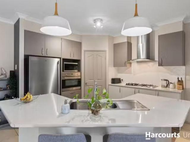 Rental! 12 Cherrytree Crescent, UPPER CABOOLTURE, QLD 4510 H.