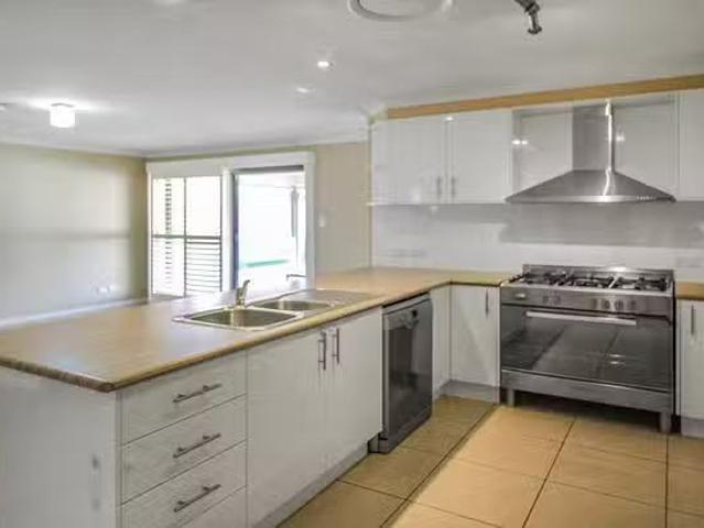 Deal! 12 Bateman Avenue, Mudgee, NSW 2850