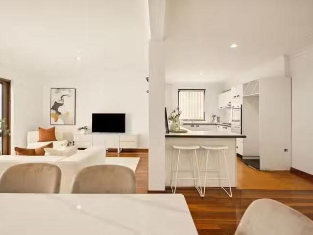 Cozy 12 Gregory Street, Strathfield South, NSW 2136