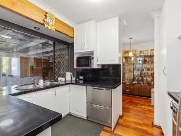 Cozy 12 Kundilli Way, Wanneroo, WA 6065