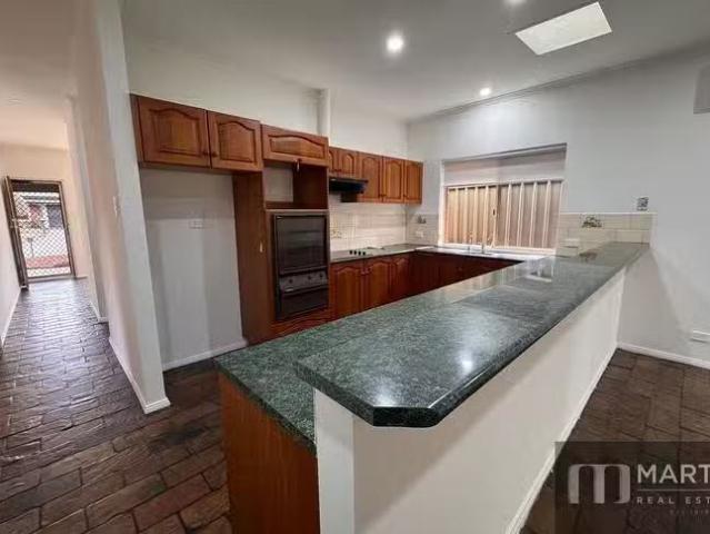 Cozy 12 Lagavulin Court, Greenwith, SA 5125