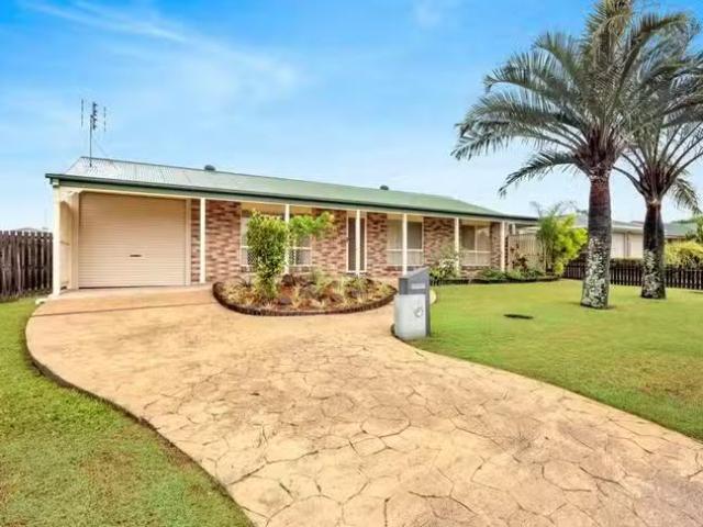 Charming 12 Sager Court, Torquay, QLD 4655