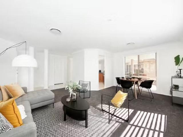 Rental! 12 Whiting Place, CORLETTE House for rent Listed by R.