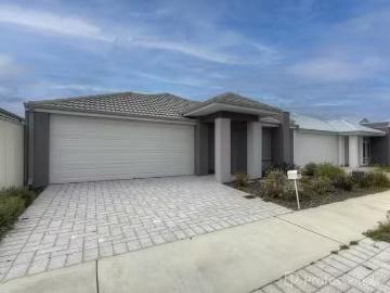 Cozy 12 Umina Way, Alkimos, WA 6038
