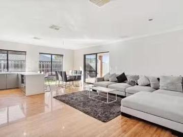 Unique 12 Vasse Gardens, Ellenbrook, WA 6069