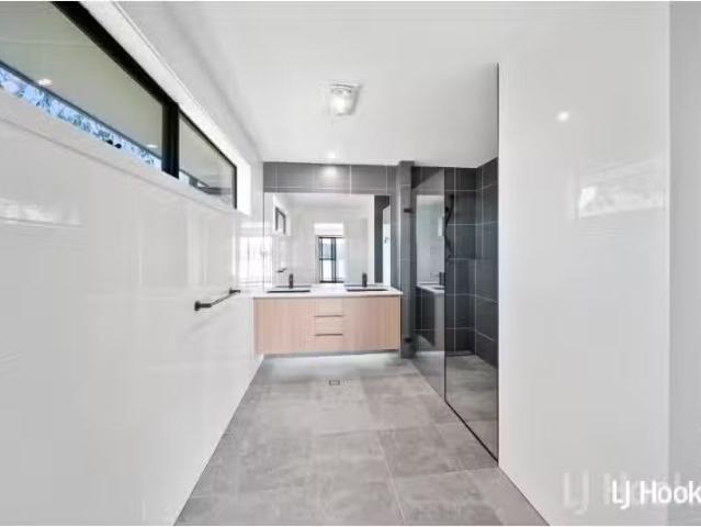 For Rent! 12A Cassidy Street, Queanbeyan House for rent Liste.