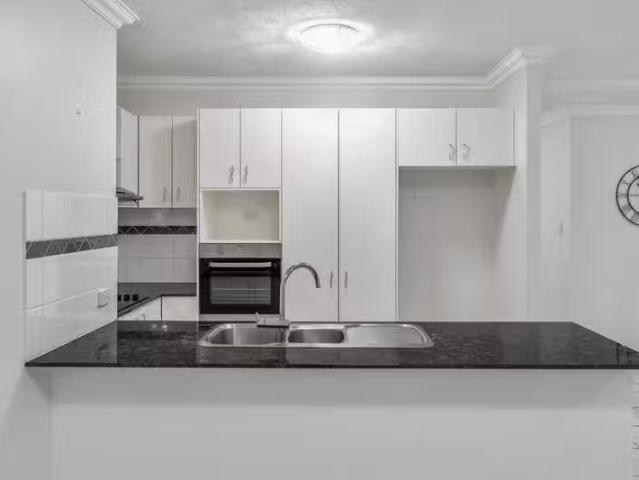 Rental! 13/49 Racecourse Road, Hamilton QLD 4007