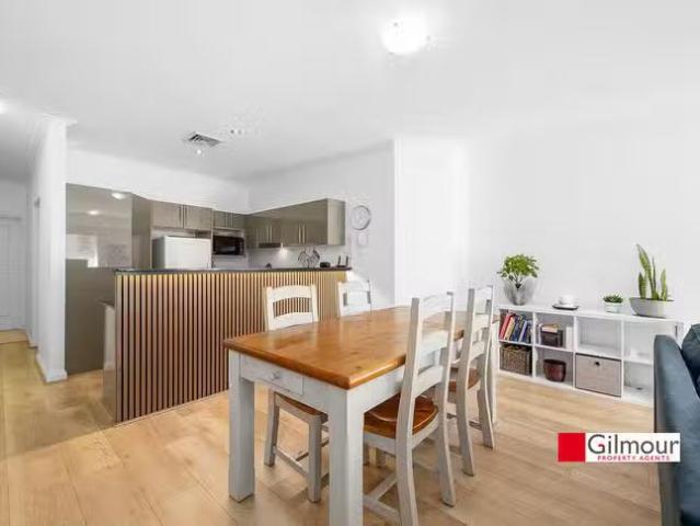 For Rent! 13/4 10 Orange Grove, Castle Hill, NSW 2154