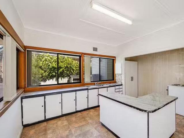 Cozy 1/392A Tuggerawong Road, Tuggerawong, NSW 2259