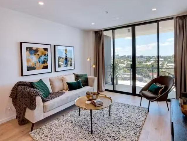 Unique 1309/17 Deshon Street, WOOLLOONGABBA Apartment for rent.
