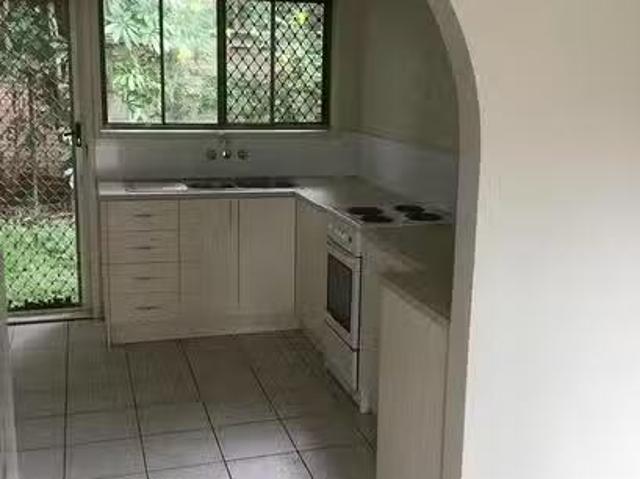 Cozy 1/31 North Road, Woodridge, QLD 4114
