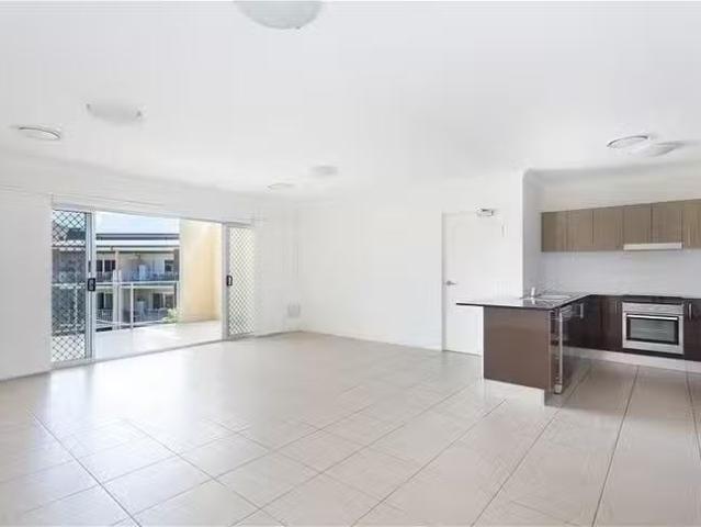 Cozy 13/230 Melton Road, Nundah, QLD 4012
